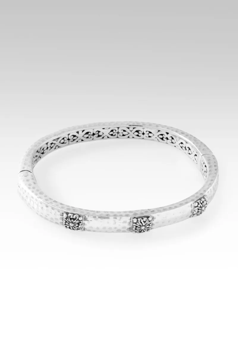 Eternal Life Bangle™ in Janyl Adair