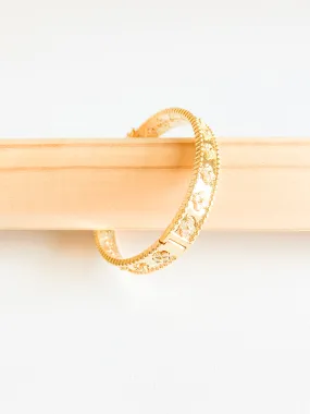 Floral Perlage Bangle in Gold and Cubic Zirconia